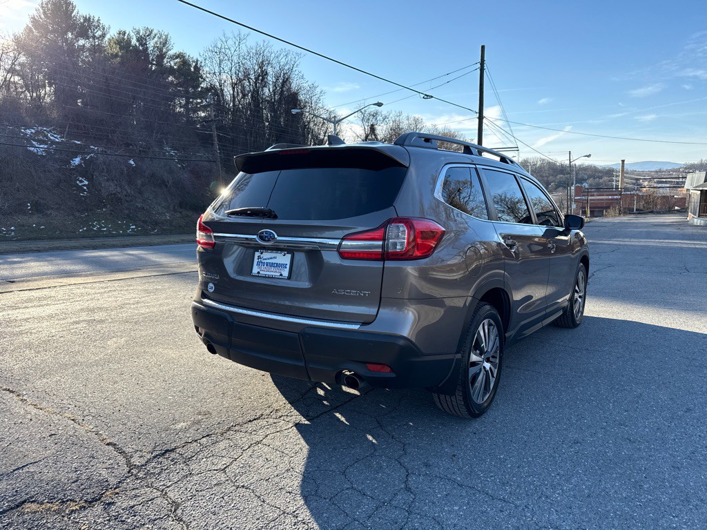 2021 Subaru Ascent Image 3