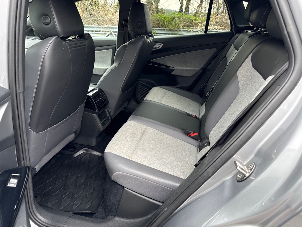 2023 Volkswagen Id.4 Image 6