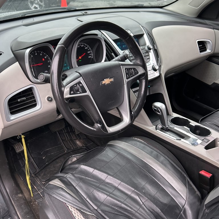 2011 Chevrolet Equinox Image 3