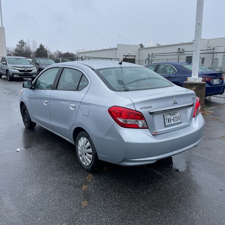 2017 Mitsubishi Mirage Image 2