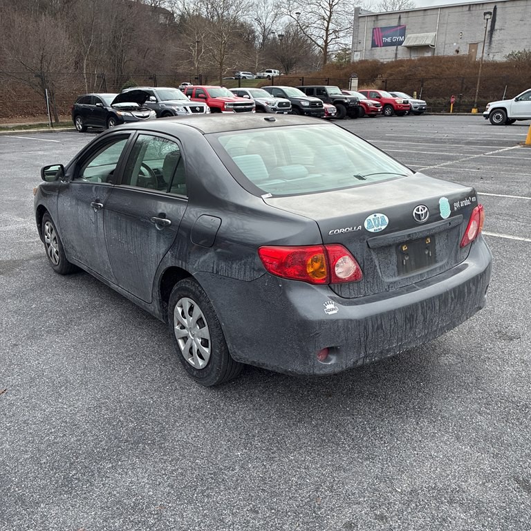 2010 Toyota Corolla Image 2