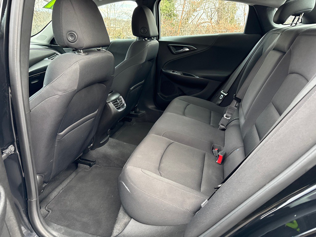 2021 Chevrolet Malibu Image 6