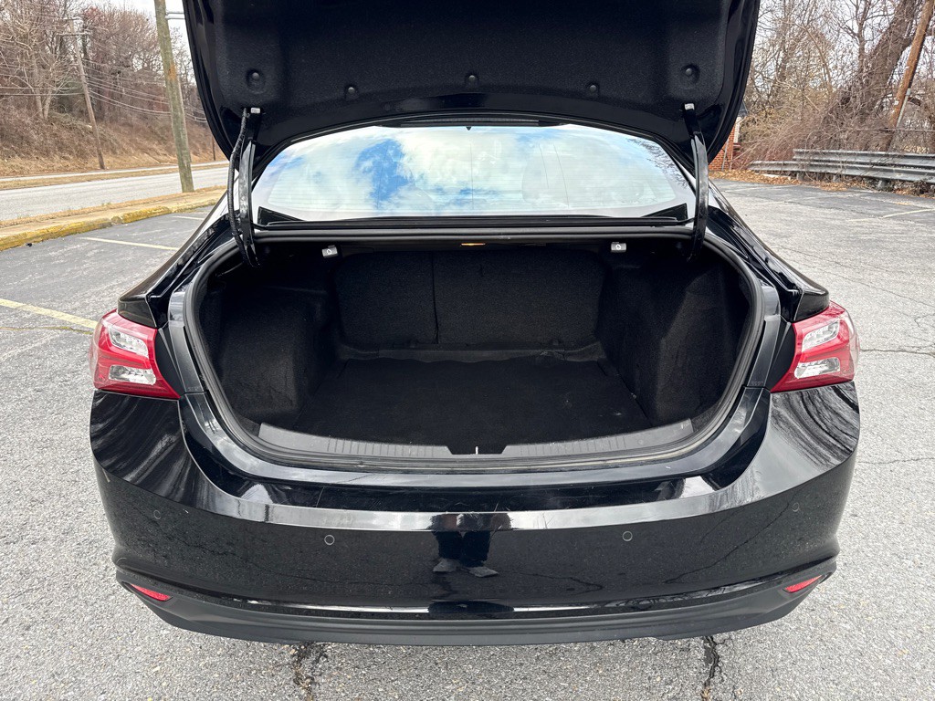 2021 Chevrolet Malibu Image 9