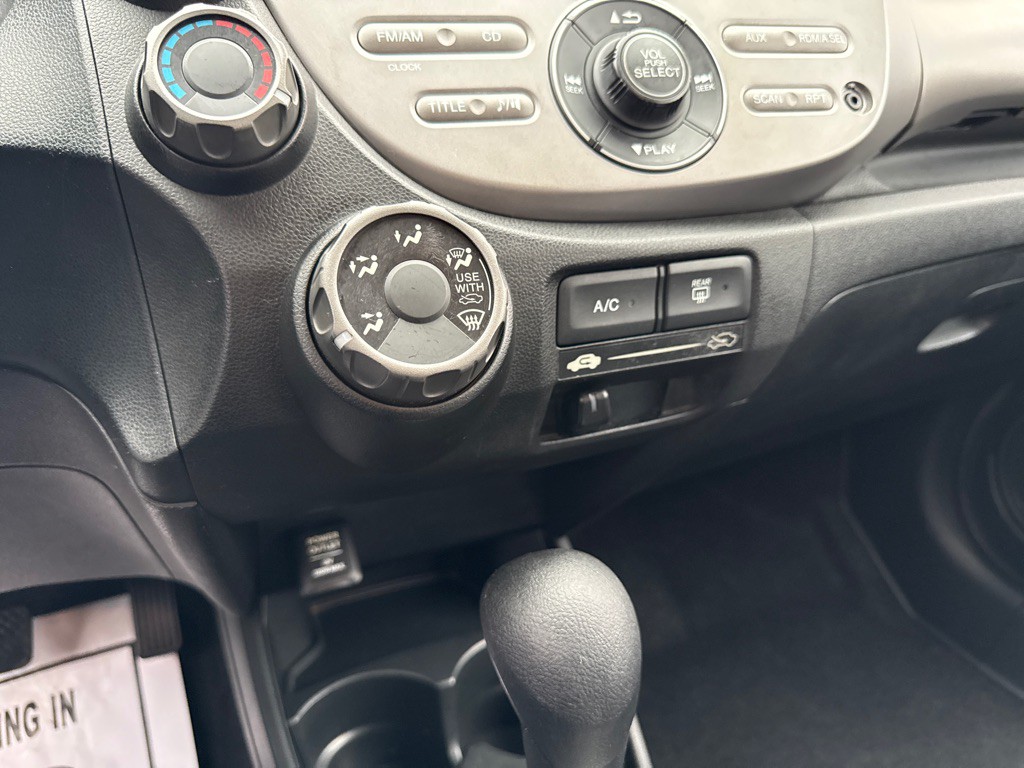 2011 Honda Fit Image 14