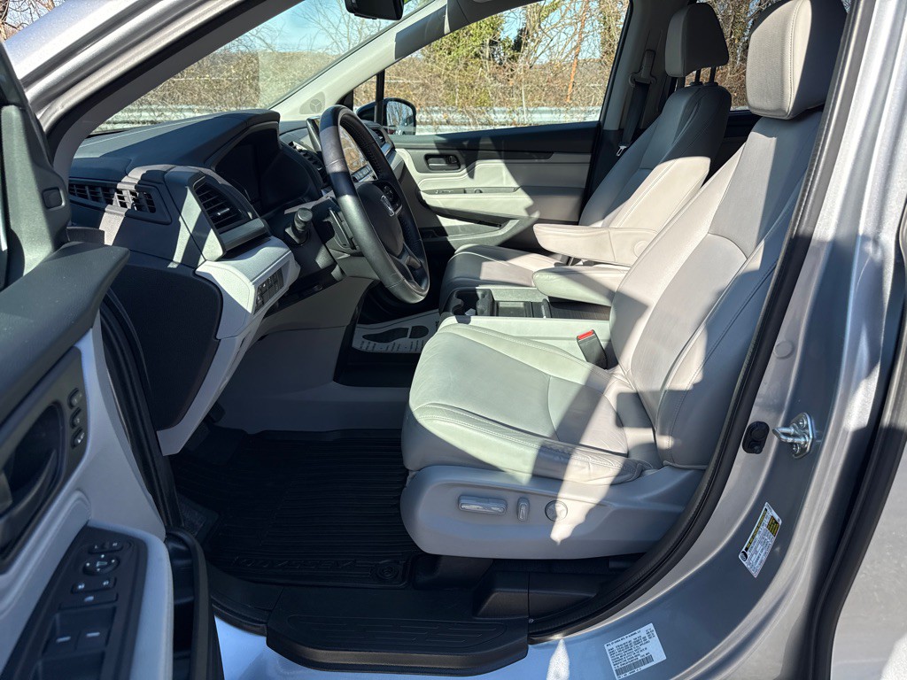 2018 Honda Odyssey Image 5