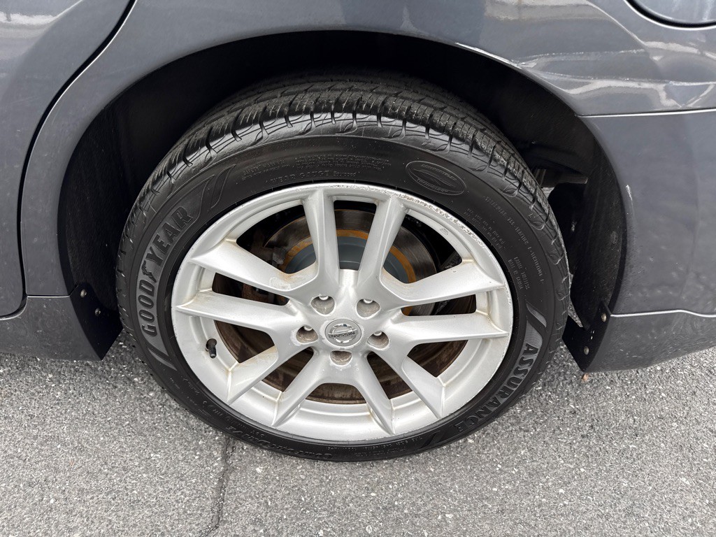 2010 Nissan Maxima Image 10