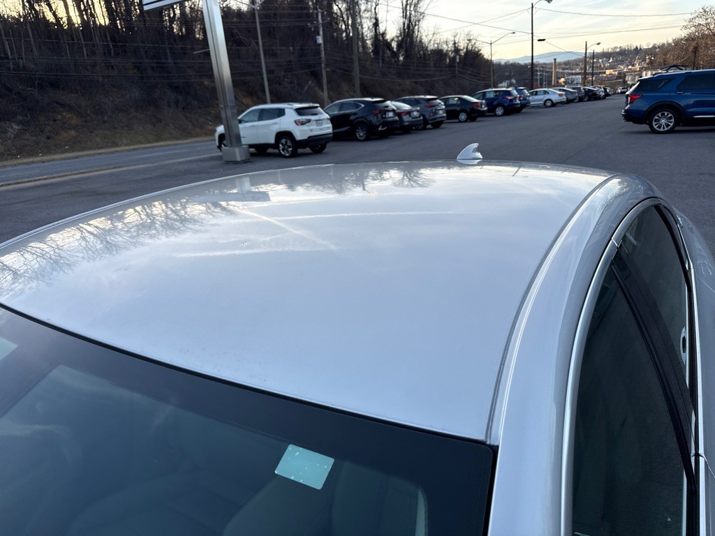 2015 Chevrolet Impala Image 8