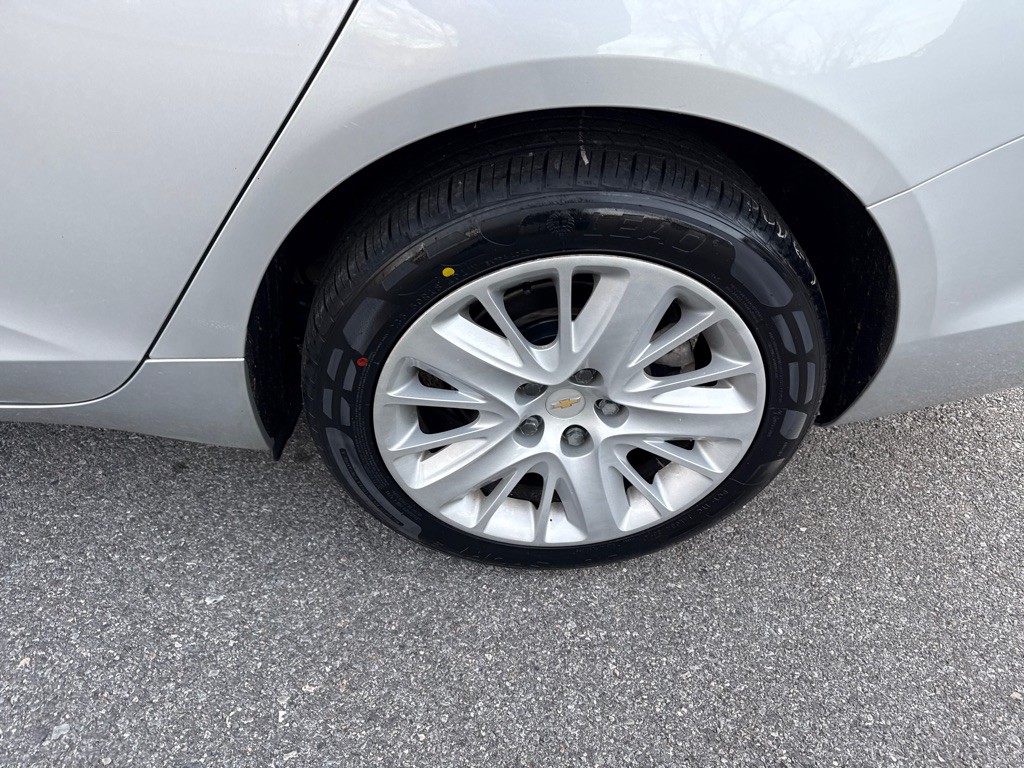 2015 Chevrolet Impala Image 10