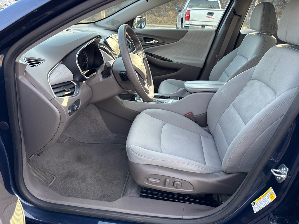 2020 Chevrolet Malibu Image 5