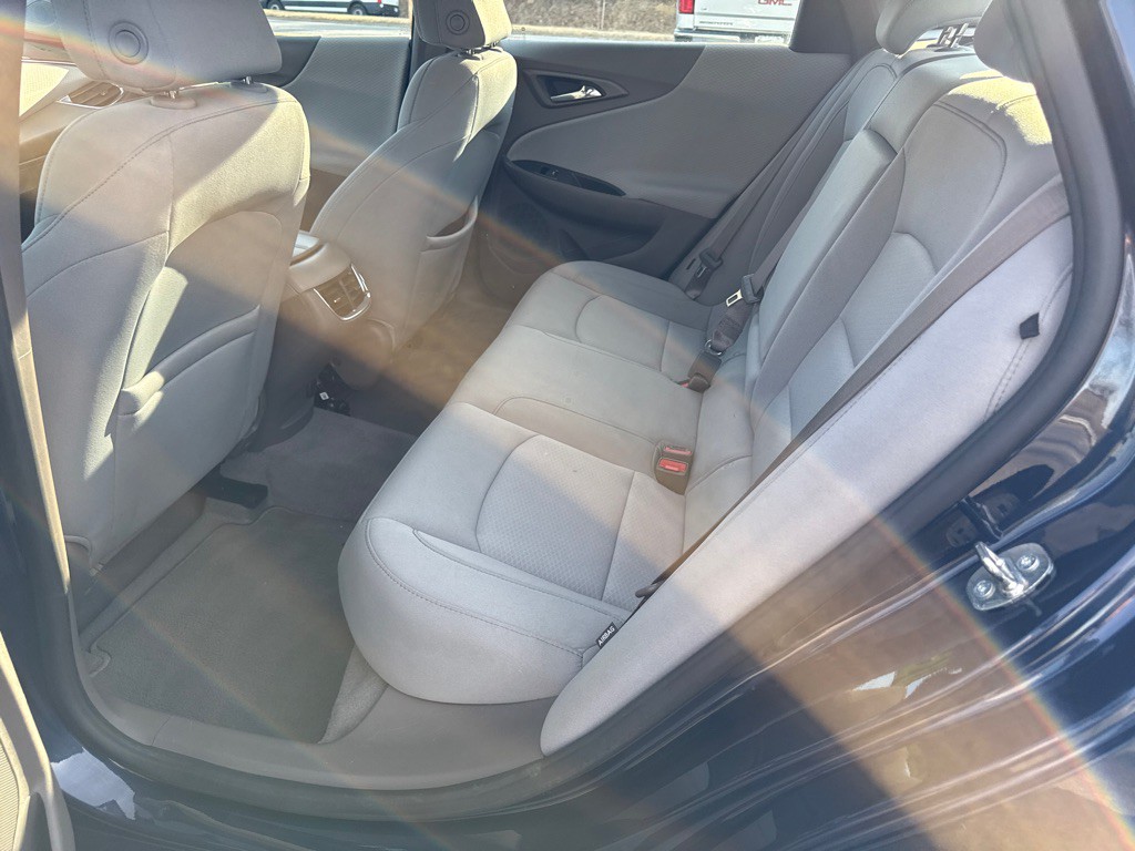 2020 Chevrolet Malibu Image 6
