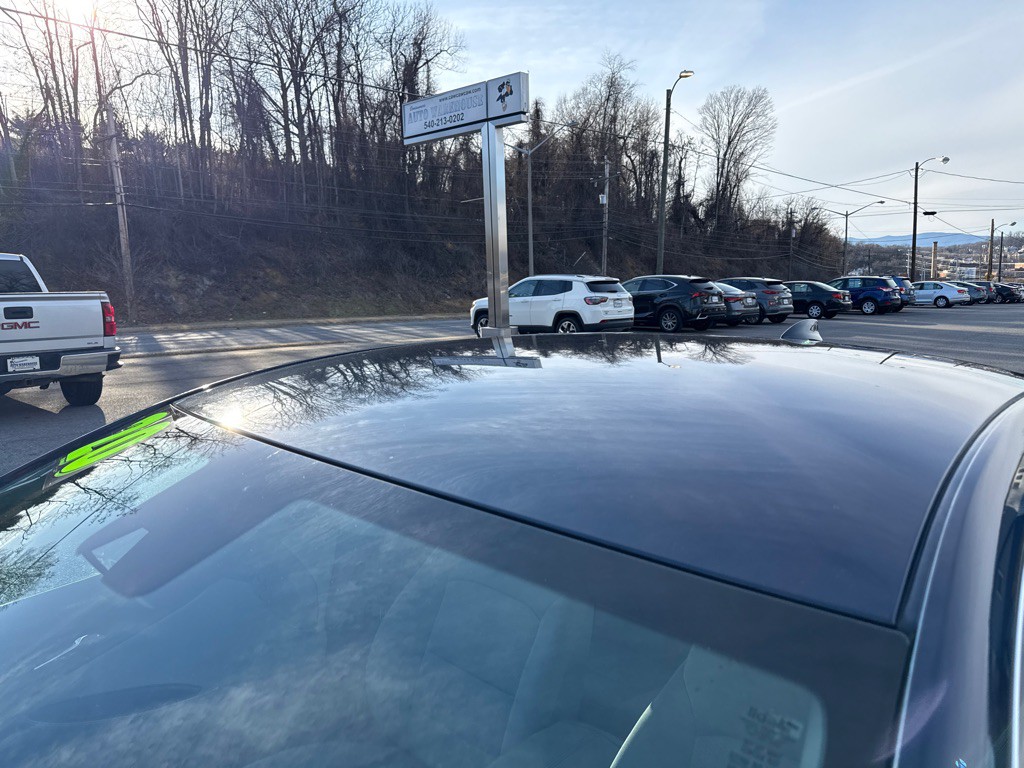 2020 Chevrolet Malibu Image 8