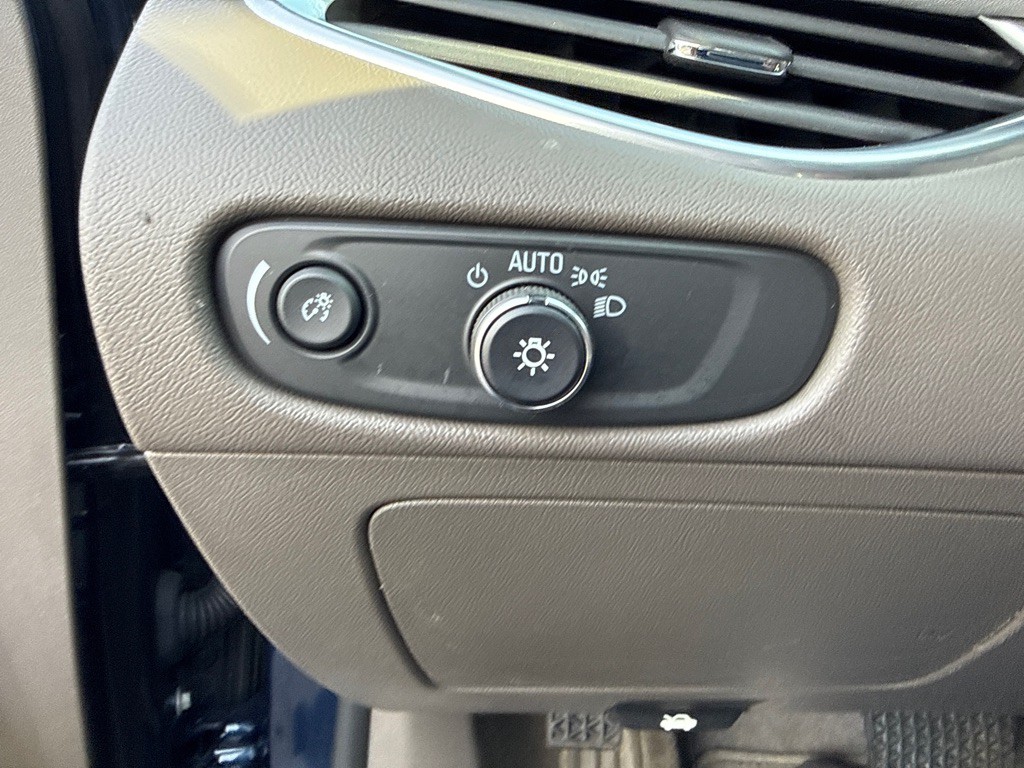 2020 Chevrolet Malibu Image 17