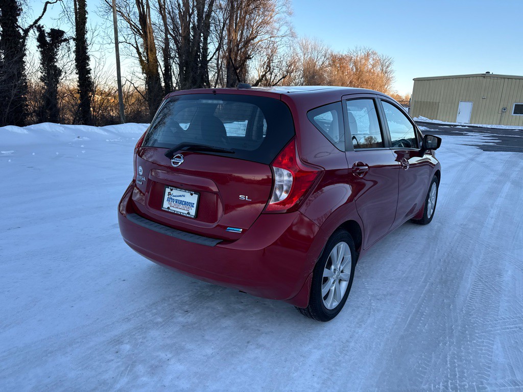 2015 Nissan Versa Image 3