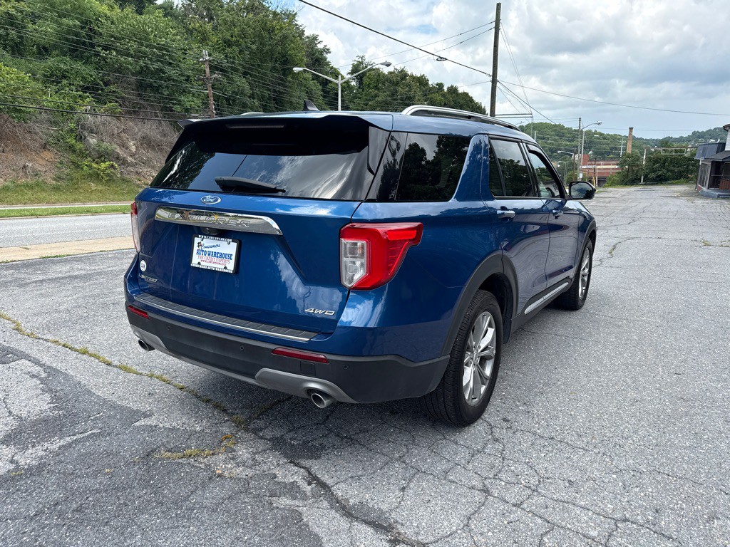 2023 Ford Explorer Image 3