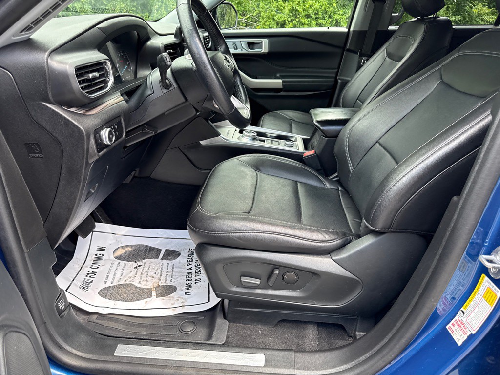 2023 Ford Explorer Image 5