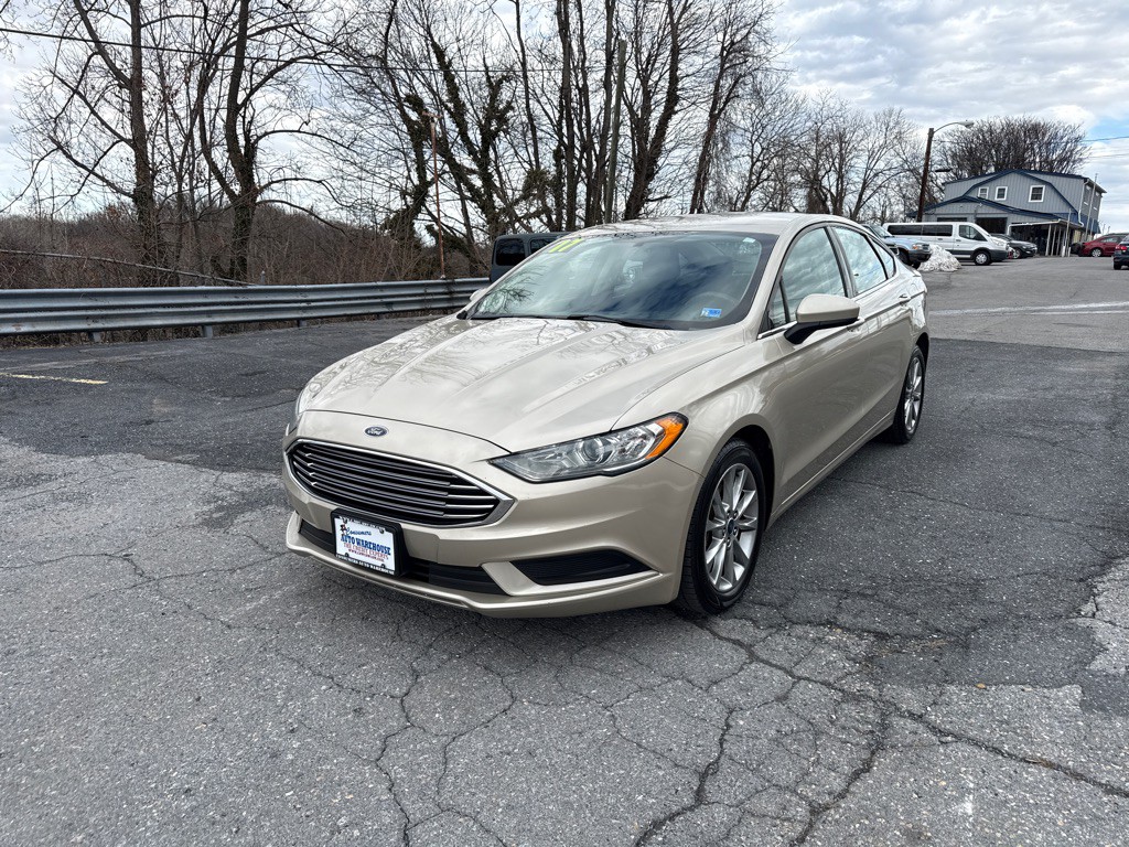 2017 Ford Fusion Image 1