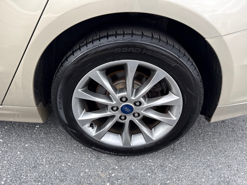 2017 Ford Fusion Image 10