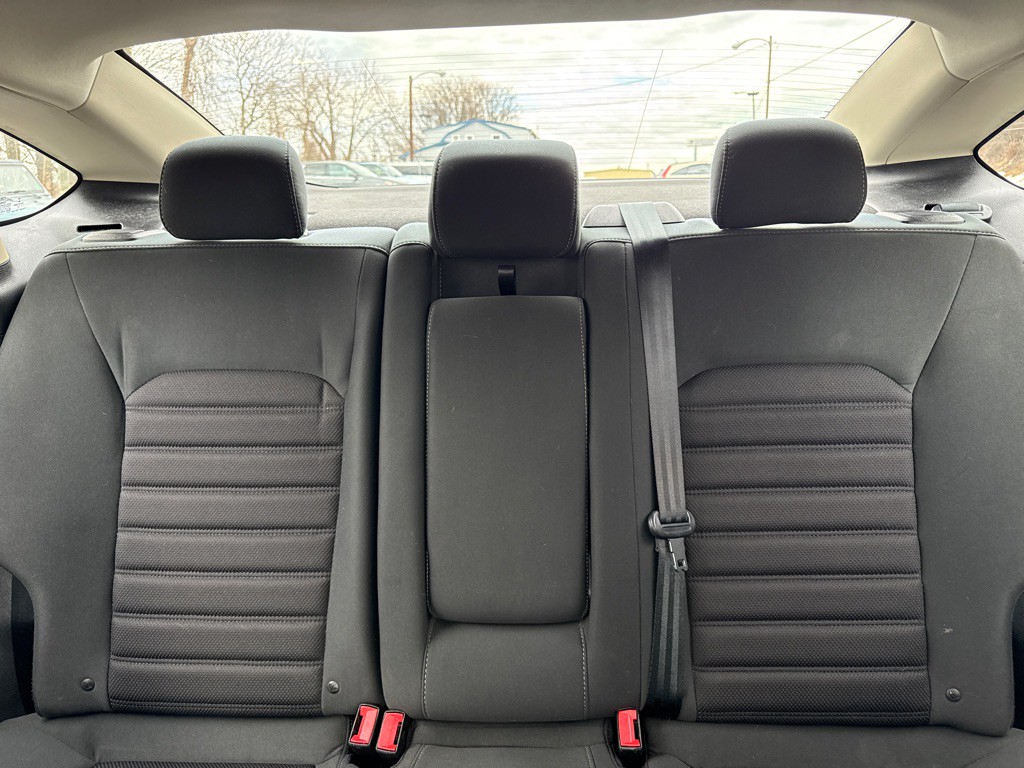 2017 Ford Fusion Image 12