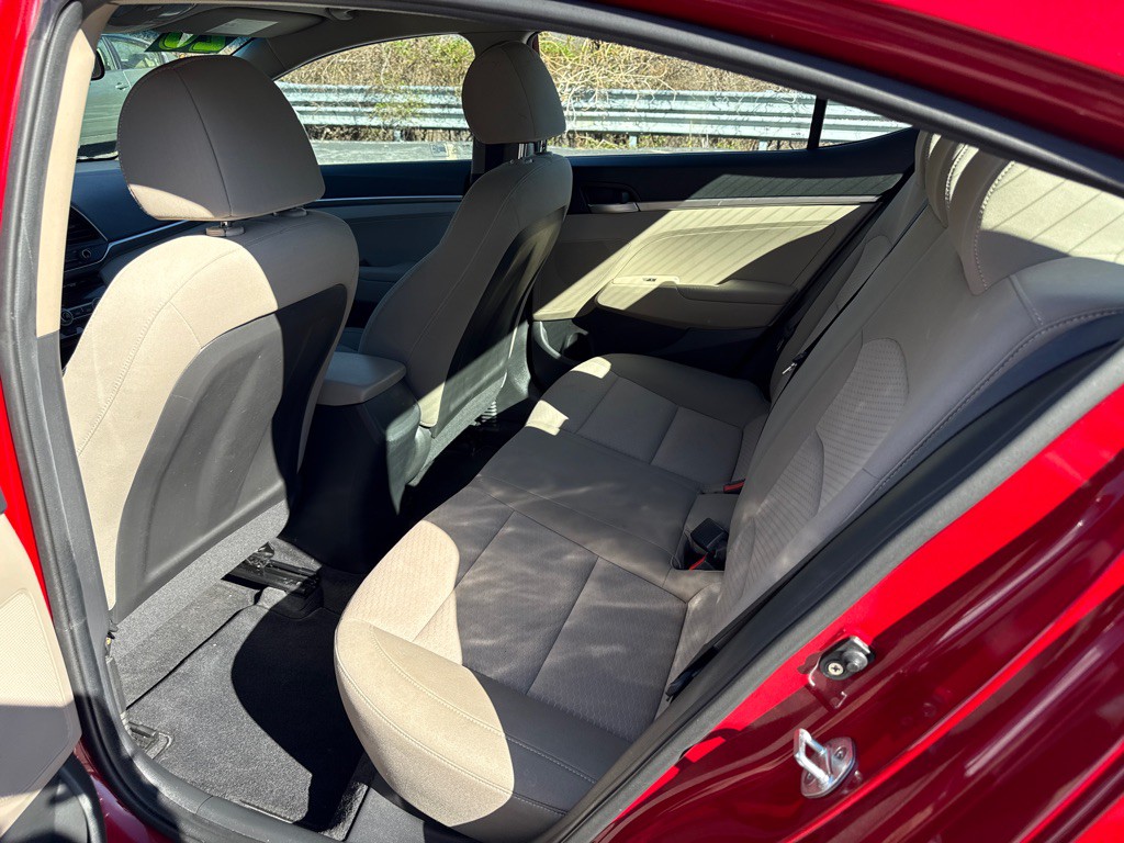 2020 Hyundai Elantra Image 6