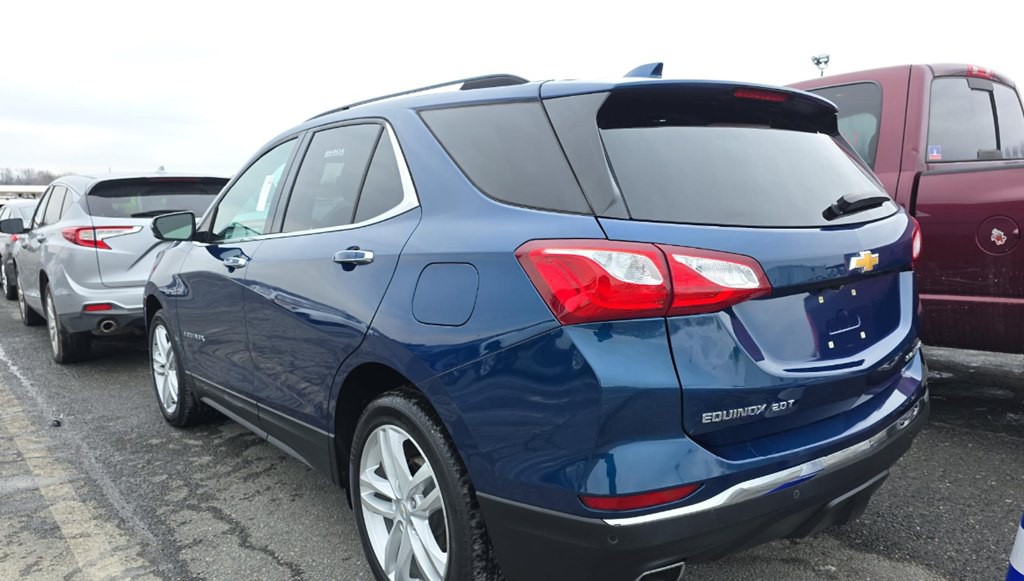 2020 Chevrolet Equinox Image 2