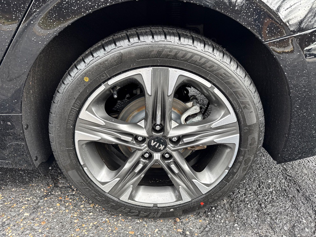 2021 Kia K5 Image 10