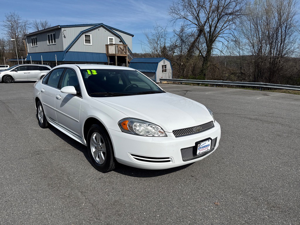 2013 Chevrolet Impala Image 2