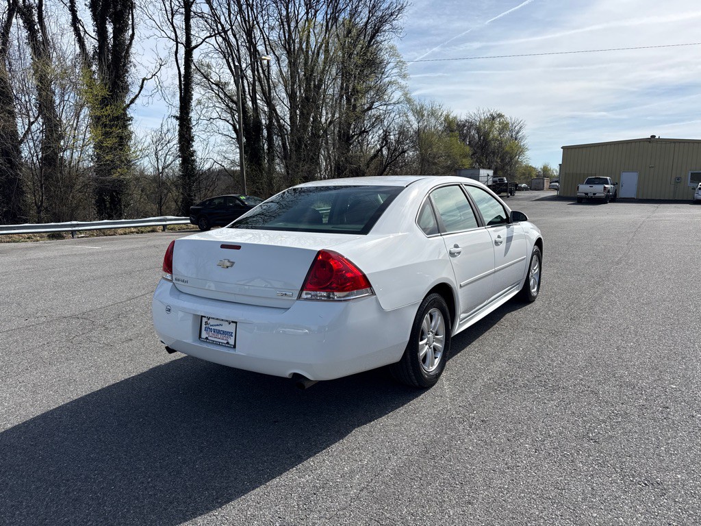 2013 Chevrolet Impala Image 3