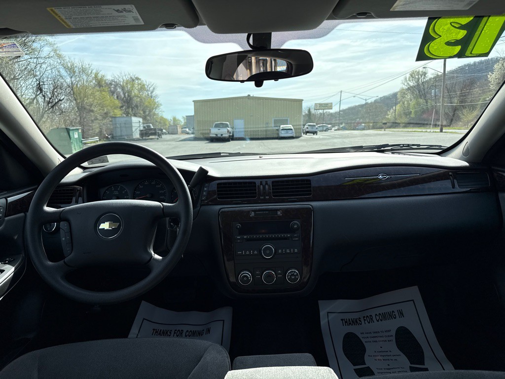 2013 Chevrolet Impala Image 11