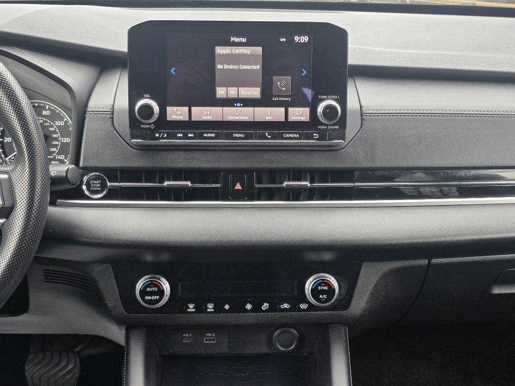 2022 Mitsubishi Outlander Image 9