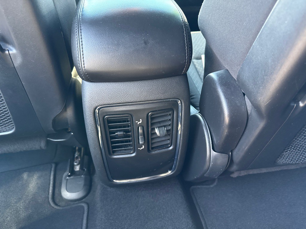 2021 Jeep Grand Cherokee Image 12