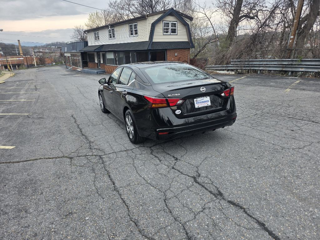 2021 Nissan Altima Image 6
