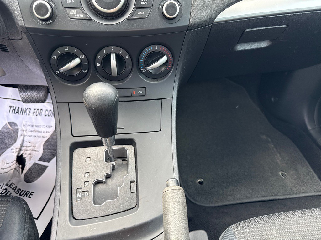 2012 Mazda Mazda3 Image 14