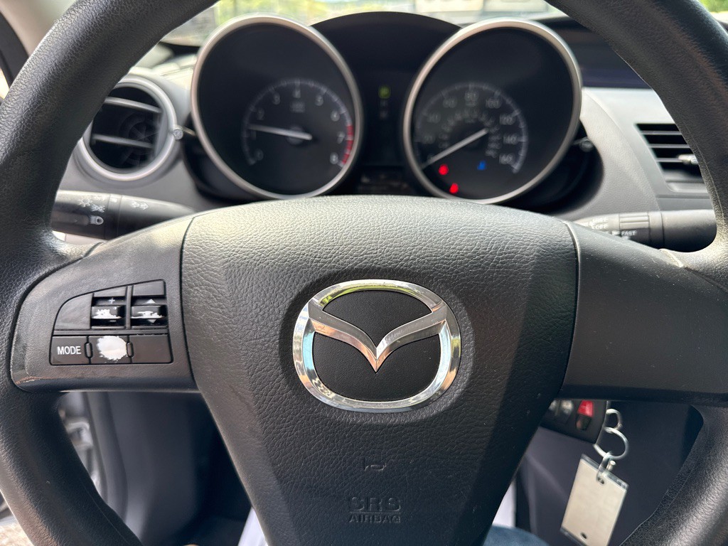 2012 Mazda Mazda3 Image 16