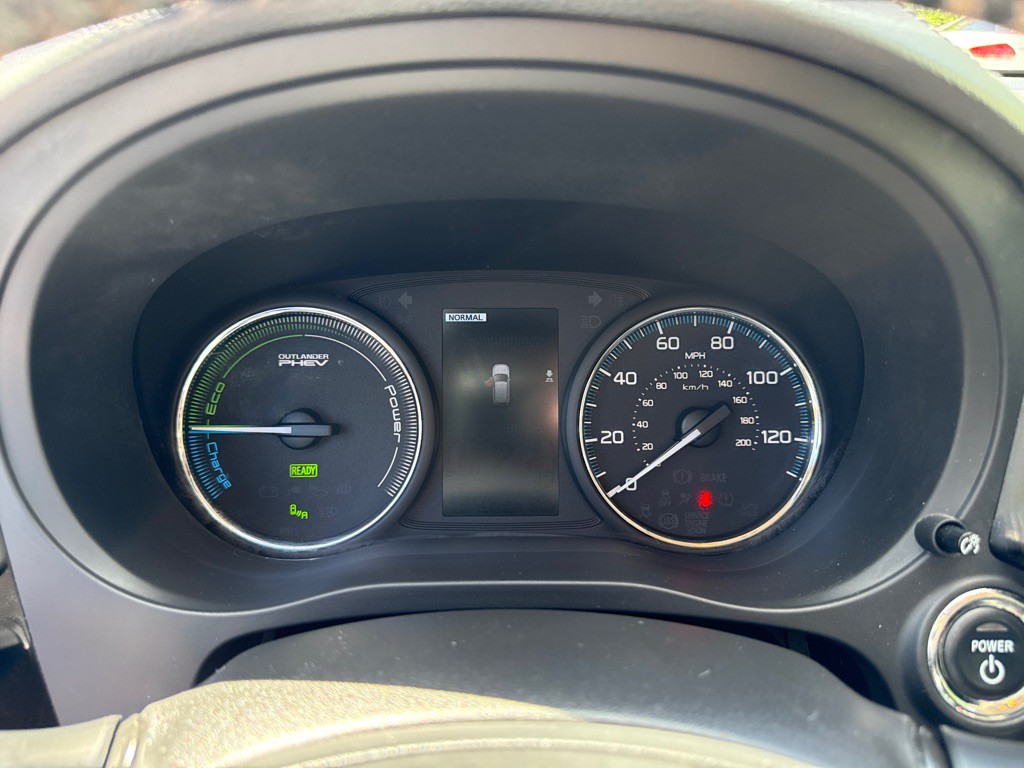 2018 Mitsubishi Outlander Image 19