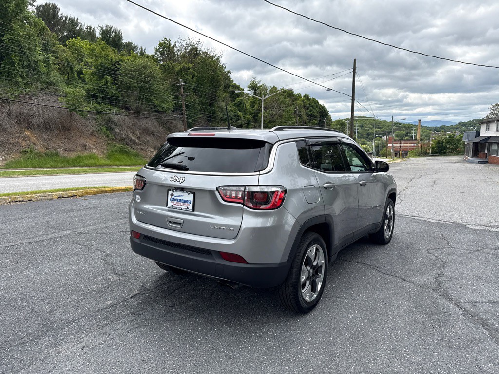 2019 Jeep Compass Image 3