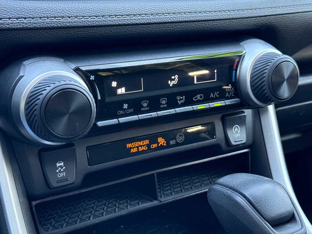 2020 Toyota Rav4 Image 14