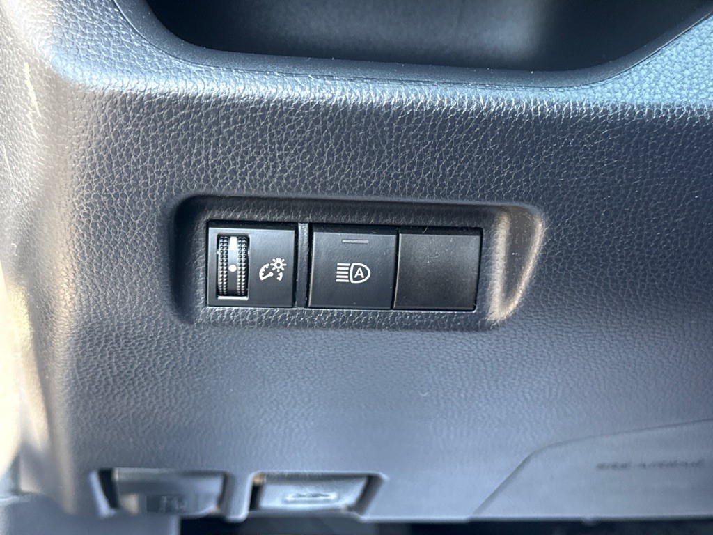 2020 Toyota Rav4 Image 18