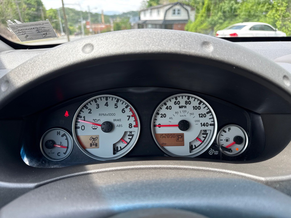 2014 Nissan Frontier Image 17