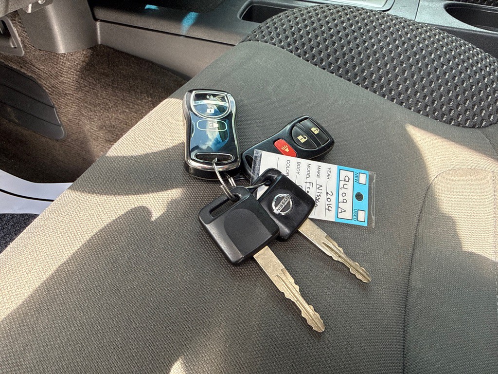 2014 Nissan Frontier Image 23