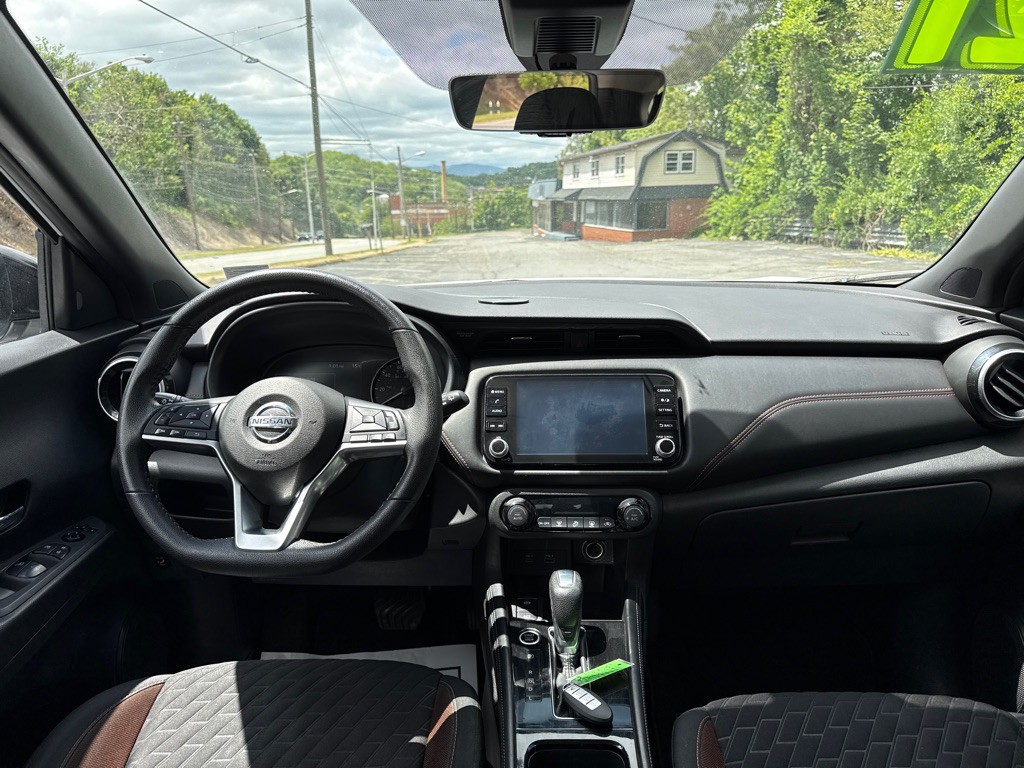 2021 Nissan Kicks Image 11