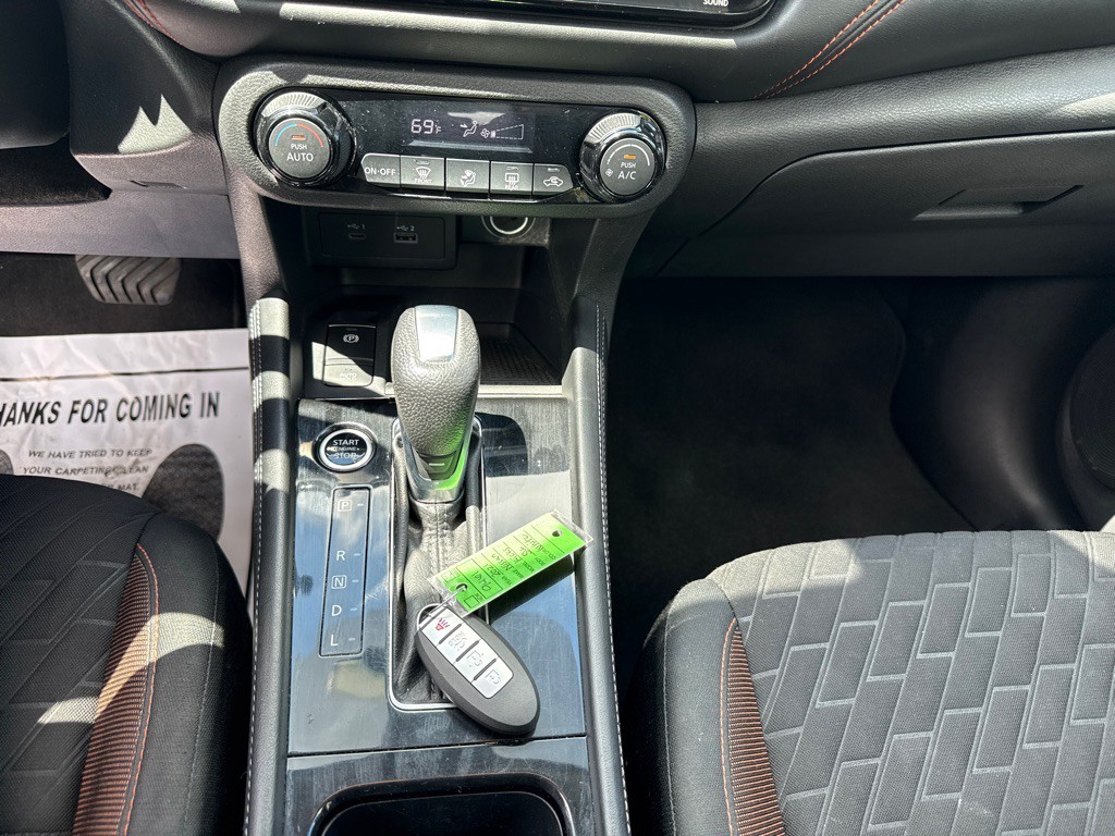 2021 Nissan Kicks Image 15