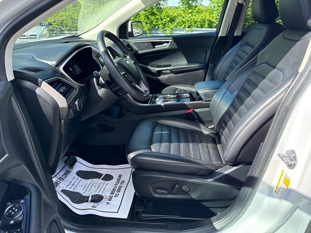 2020 Ford Edge Image 5