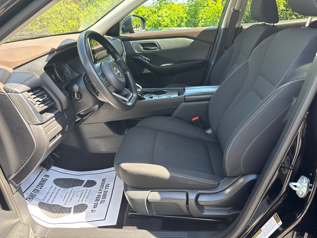 2023 Nissan Rogue Image 5