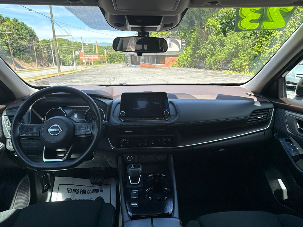 2023 Nissan Rogue Image 11