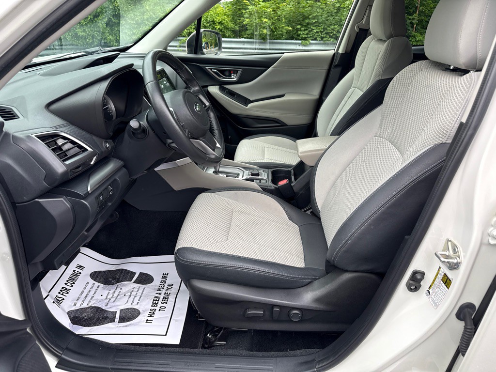2022 Subaru Forester Image 5