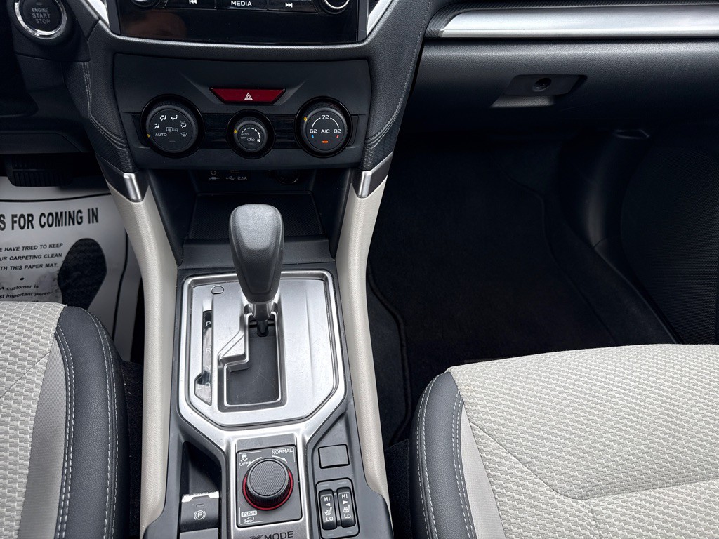 2022 Subaru Forester Image 14