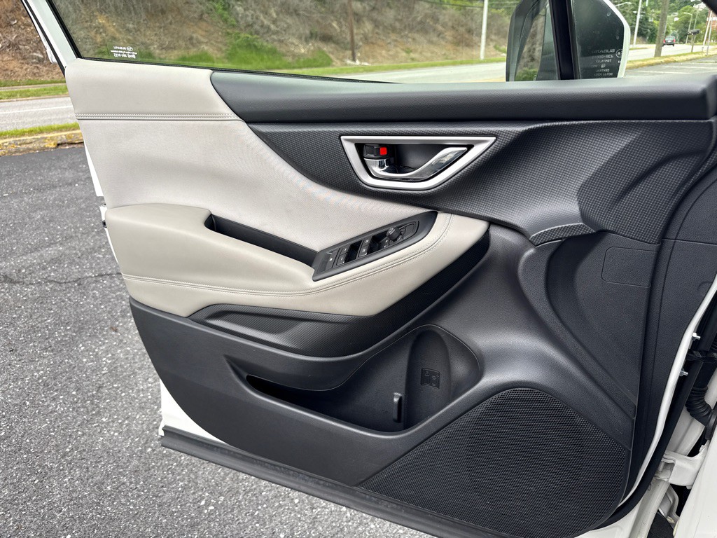 2022 Subaru Forester Image 19