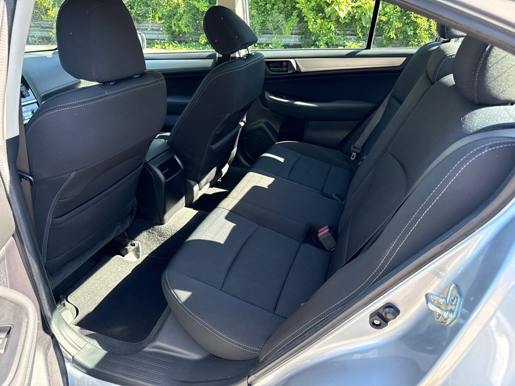 2019 Subaru Legacy Image 6