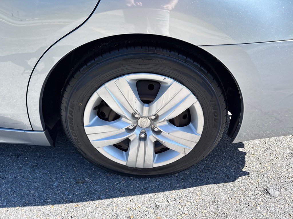 2019 Subaru Legacy Image 10
