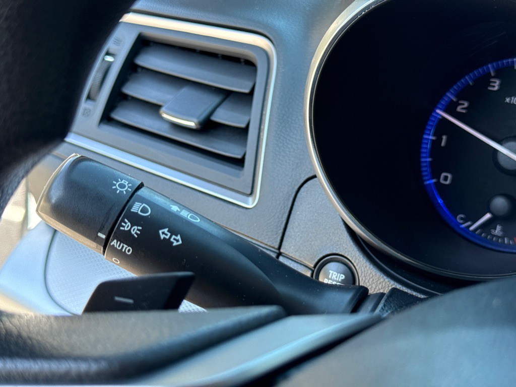 2019 Subaru Legacy Image 17